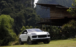 Porsche Cayenne E-Hybrid và bài toán giữ DNA thể thao giữa xu hướng điện hoá